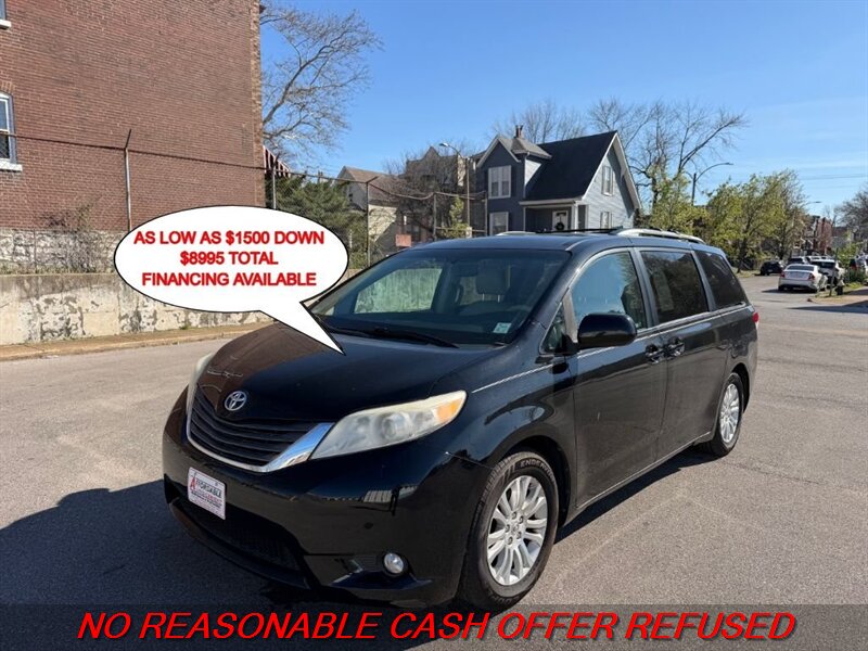 2011 Toyota Sienna XLE 8-Passenger   - Photo 1 - St. Louis, MO 63116