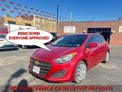 2017 Hyundai ELANTRA GT   - Photo 1 - St. Louis, MO 63116