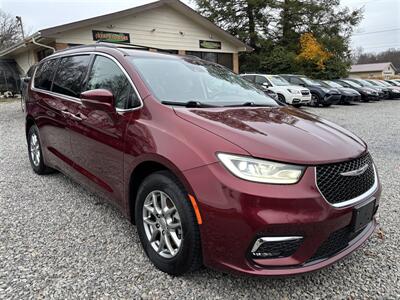 2021 Chrysler Pacifica Touring   - Photo 7 - Seneca, PA 16346