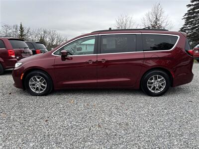 2021 Chrysler Pacifica Touring   - Photo 2 - Seneca, PA 16346