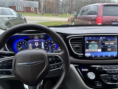 2021 Chrysler Pacifica Touring   - Photo 10 - Seneca, PA 16346