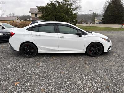 2017 Chevrolet Cruze LT Auto   - Photo 6 - Seneca, PA 16346