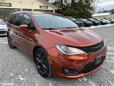 2018 Chrysler Pacifica Touring Plus   - Photo 7 - Seneca, PA 16346