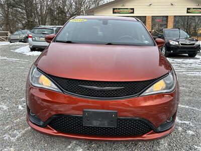 2018 Chrysler Pacifica Touring Plus   - Photo 8 - Seneca, PA 16346