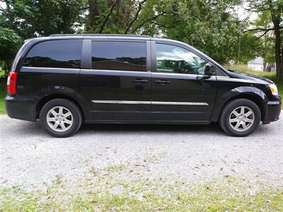 2012 Chrysler Town & Country Touring   - Photo 6 - Seneca, PA 16346