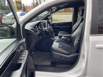 2019 Dodge Grand Caravan SXT   - Photo 11 - Seneca, PA 16346