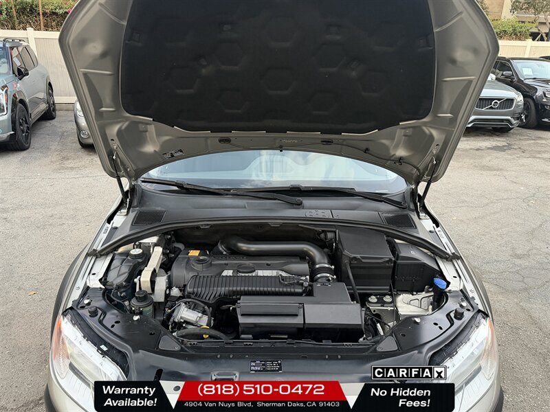 2016 Volvo XC70 T5 Premier   - Photo 13 - Sherman Oaks, CA 91403-1701