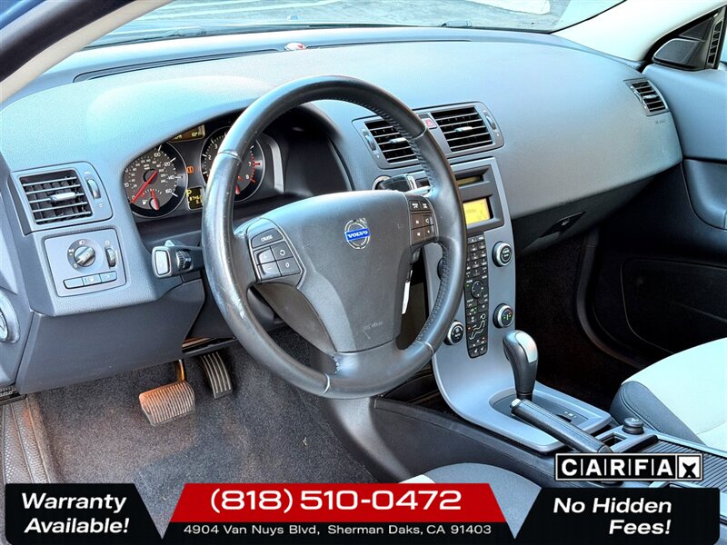 2012 Volvo C30 T5   - Photo 10 - Sherman Oaks, CA 91403-1701