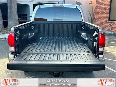 2020 Toyota Tacoma SR5 V6   - Photo 21 - Sherman Oaks, CA 91403-1701