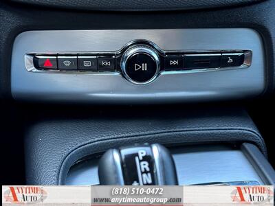 2016 Volvo XC90 T5 Momentum   - Photo 19 - Sherman Oaks, CA 91403-1701