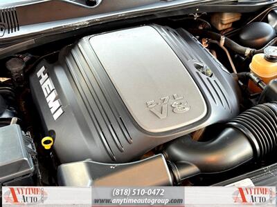 2011 Dodge Challenger R/T   - Photo 19 - Sherman Oaks, CA 91403-1701