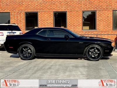 2011 Dodge Challenger R/T   - Photo 7 - Sherman Oaks, CA 91403-1701