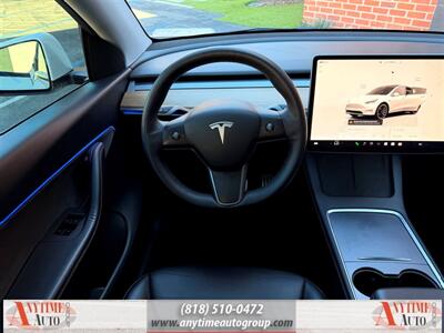 2022 Tesla Model Y Performance   - Photo 11 - Sherman Oaks, CA 91403-1701