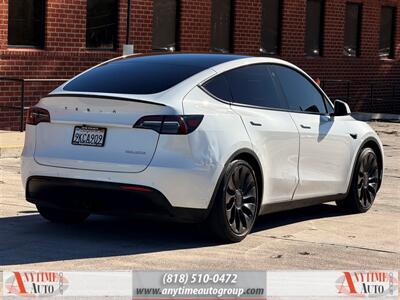 2022 Tesla Model Y Performance   - Photo 7 - Sherman Oaks, CA 91403-1701