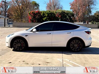 2022 Tesla Model Y Performance   - Photo 4 - Sherman Oaks, CA 91403-1701