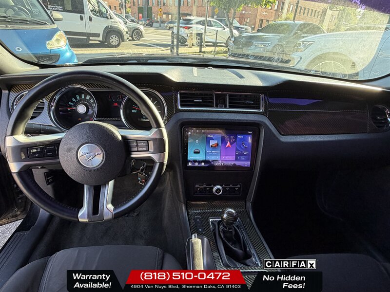 2012 Ford Mustang V6   - Photo 6 - Sherman Oaks, CA 91403-1701