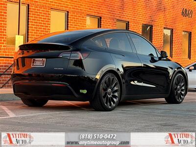 2023 Tesla Model Y Performance   - Photo 6 - Sherman Oaks, CA 91403-1701