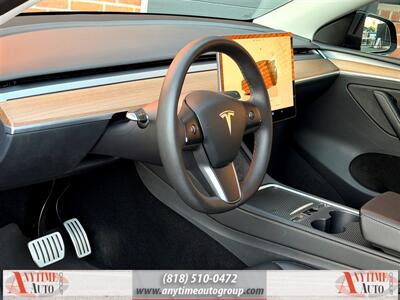 2023 Tesla Model Y Performance   - Photo 11 - Sherman Oaks, CA 91403-1701