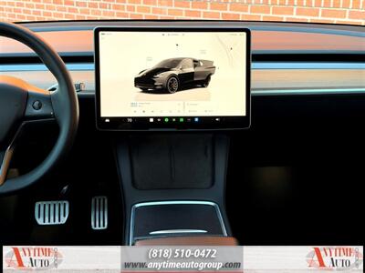 2023 Tesla Model Y Performance   - Photo 10 - Sherman Oaks, CA 91403-1701