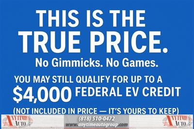 2018 Ford Focus   - Photo 2 - Sherman Oaks, CA 91403-1701