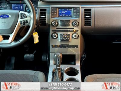 2014 Ford Flex SE   - Photo 12 - Sherman Oaks, CA 91403-1701