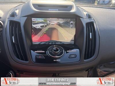 2017 Ford Escape Titanium   - Photo 5 - Sherman Oaks, CA 91403-1701
