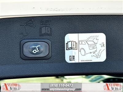 2017 Ford Escape Titanium   - Photo 27 - Sherman Oaks, CA 91403-1701