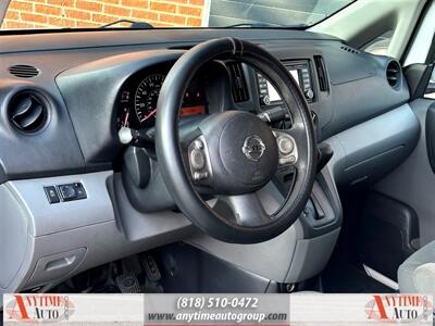 2015 Nissan NV200 SV   - Photo 13 - Sherman Oaks, CA 91403-1701