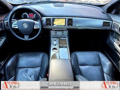 2010 Jaguar XF XFR   - Photo 10 - Sherman Oaks, CA 91403-1701