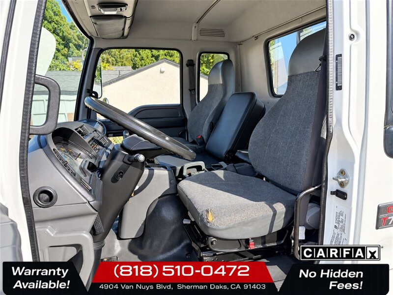 2006 GMC T7500 - Photo 10 - Sherman Oaks, CA 91403-1701