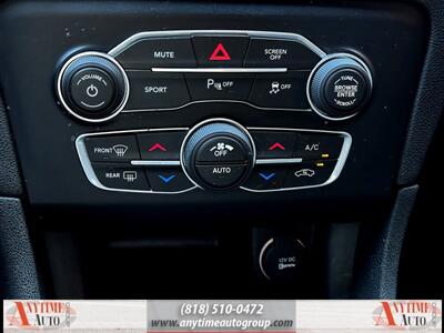 2018 Dodge Charger R/T   - Photo 18 - Sherman Oaks, CA 91403-1701