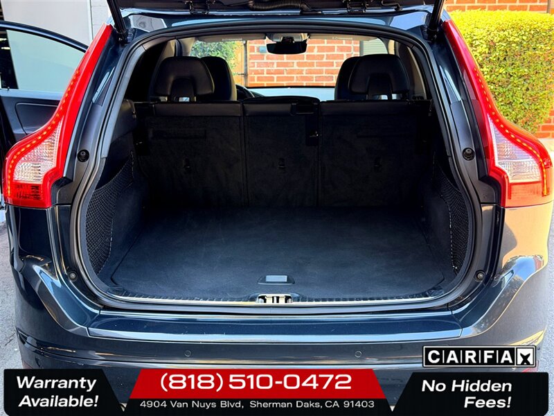2016 Volvo XC60 T6 Drive-E - Photo 23 - Sherman Oaks, CA 91403-1701
