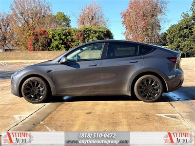 2023 Tesla Model Y Long Range   - Photo 4 - Sherman Oaks, CA 91403-1701