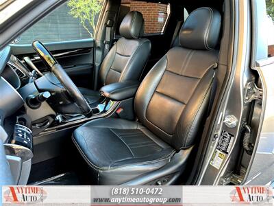 2014 Kia Sorento Limited V6   - Photo 12 - Sherman Oaks, CA 91403-1701