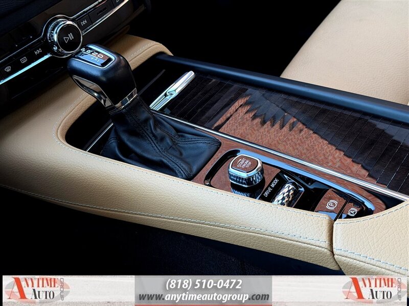 2018 Volvo XC90 T6 Momentum - Photo 20 - Sherman Oaks, CA 91403-1701