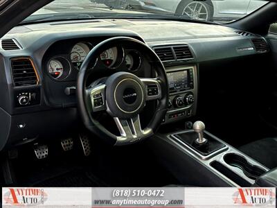 2012 Dodge Challenger SRT8 392   - Photo 13 - Sherman Oaks, CA 91403-1701