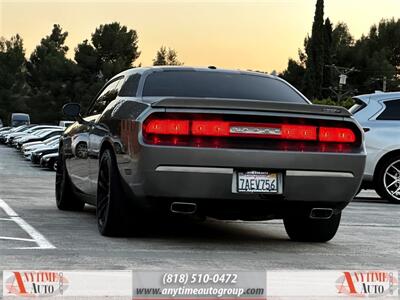 2012 Dodge Challenger SRT8 392   - Photo 6 - Sherman Oaks, CA 91403-1701