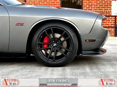 2012 Dodge Challenger SRT8 392   - Photo 23 - Sherman Oaks, CA 91403-1701