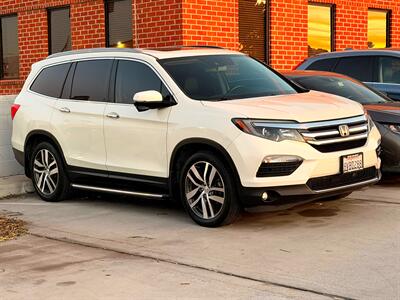 2017 Honda Pilot Touring   - Photo 1 - Sherman Oaks, CA 91403-1701