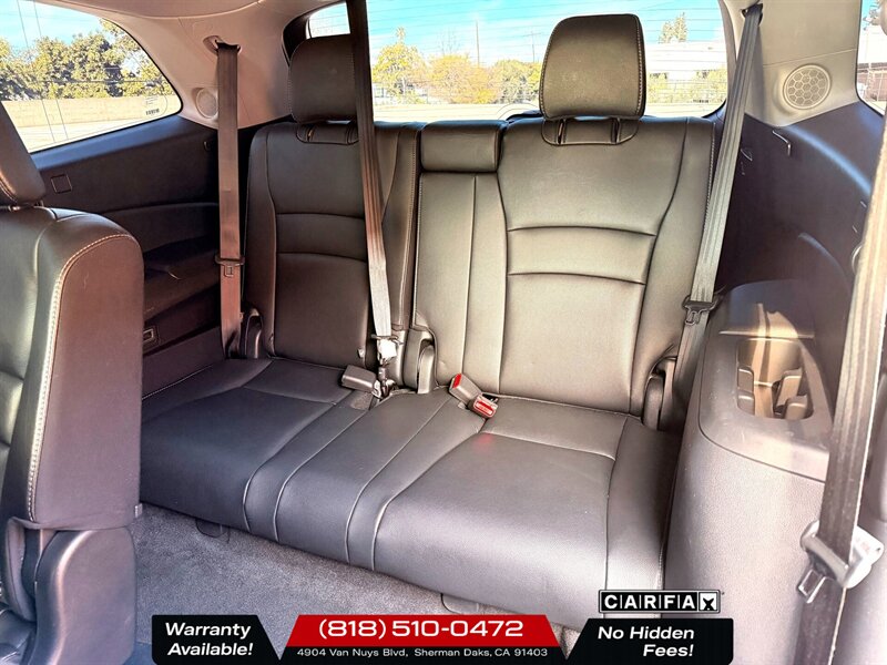 2017 Honda Pilot Touring   - Photo 24 - Sherman Oaks, CA 91403-1701