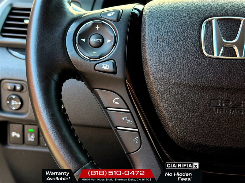 2017 Honda Pilot Touring   - Photo 21 - Sherman Oaks, CA 91403-1701