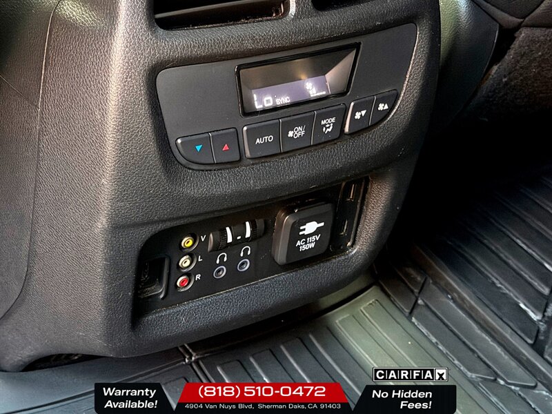 2017 Honda Pilot Touring   - Photo 27 - Sherman Oaks, CA 91403-1701