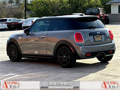 2015 MINI Hardtop 2 Door   - Photo 5 - Sherman Oaks, CA 91403-1701