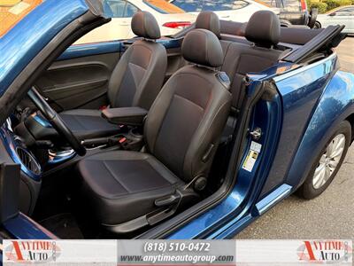 2018 Volkswagen Beetle Convertible 2.0T S   - Photo 11 - Sherman Oaks, CA 91403-1701