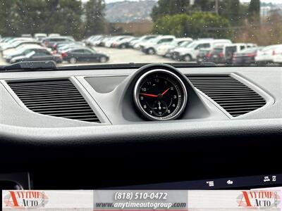 2021 Porsche Macan   - Photo 14 - Sherman Oaks, CA 91403-1701