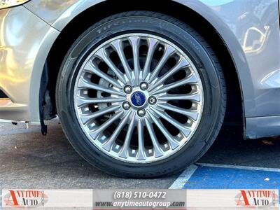2013 Ford Fusion Hybrid Titanium   - Photo 27 - Sherman Oaks, CA 91403-1701