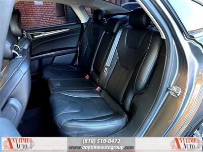 2013 Ford Fusion Hybrid Titanium   - Photo 24 - Sherman Oaks, CA 91403-1701