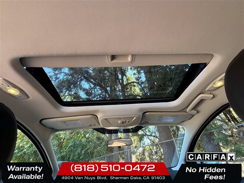 2013 Ford Focus Titanium - Photo 12 - Sherman Oaks, CA 91403-1701