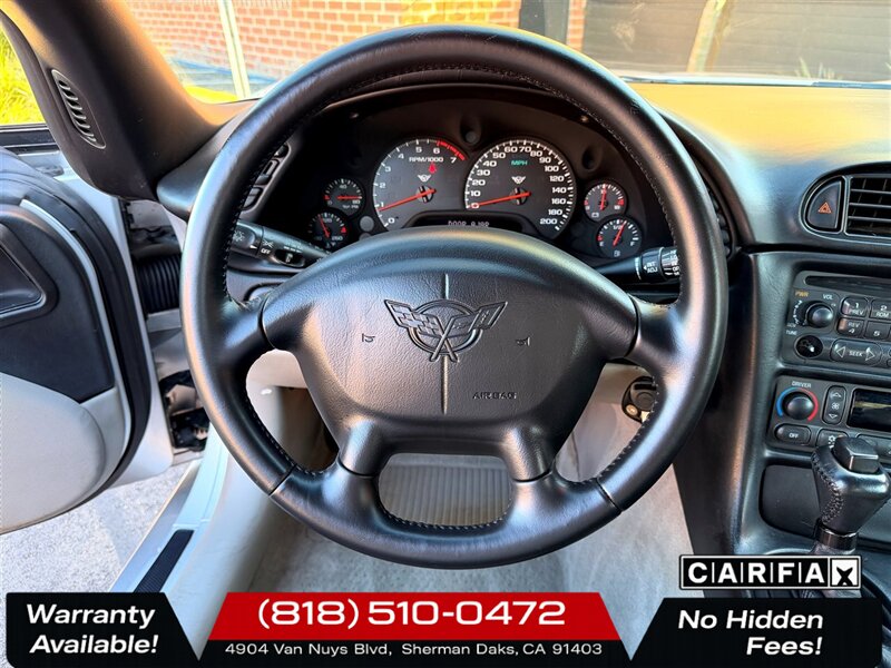 2002 Chevrolet Corvette   - Photo 16 - Sherman Oaks, CA 91403-1701