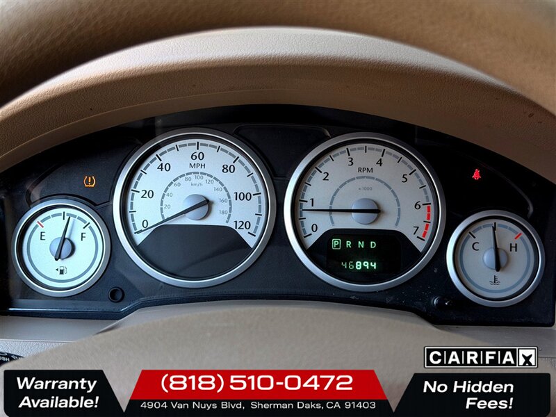 2008 Chrysler Town & Country LX - Photo 14 - Sherman Oaks, CA 91403-1701